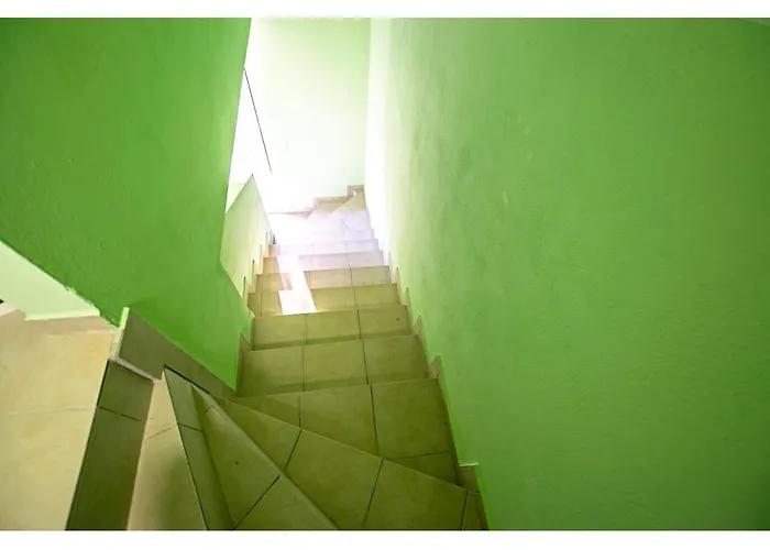 Апартаменты Kuco Стариград-Пакленица